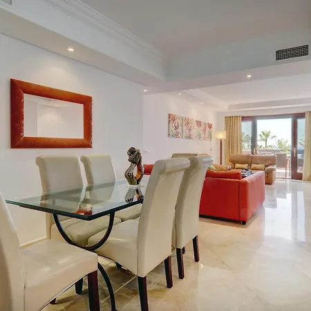 Exclusive Frontline Penthouse Эстепона